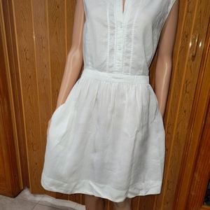 White dresses Linen and comfortable..